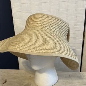 Elegant Tan Wide-Brim Hat